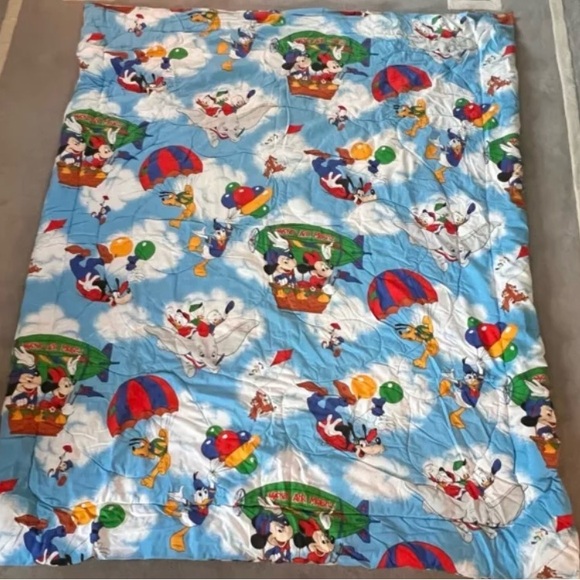 Vintage 1980’s Twin Disney Mickey Mouse Hot Air Balloon Comforter and Sheet Set - Picture 4 of 5